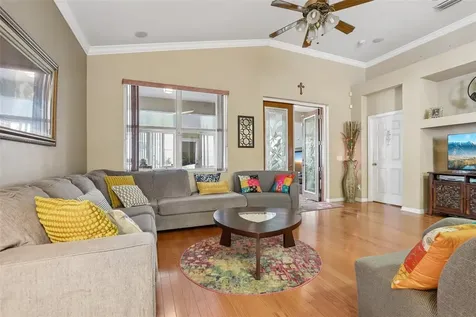 4761 Whispering Wind Avenue Tampa FL 33614
