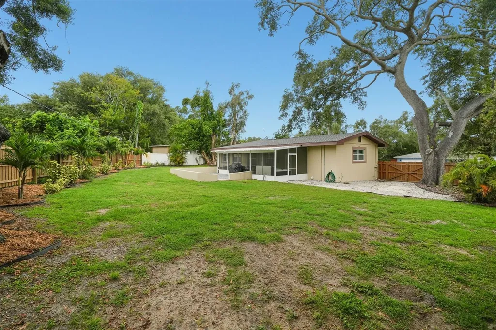 2347 Dora Drive Clearwater FL 33765