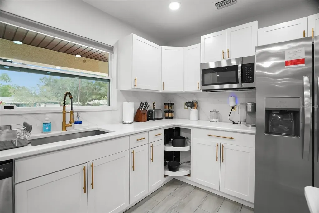 2347 Dora Drive Clearwater FL 33765