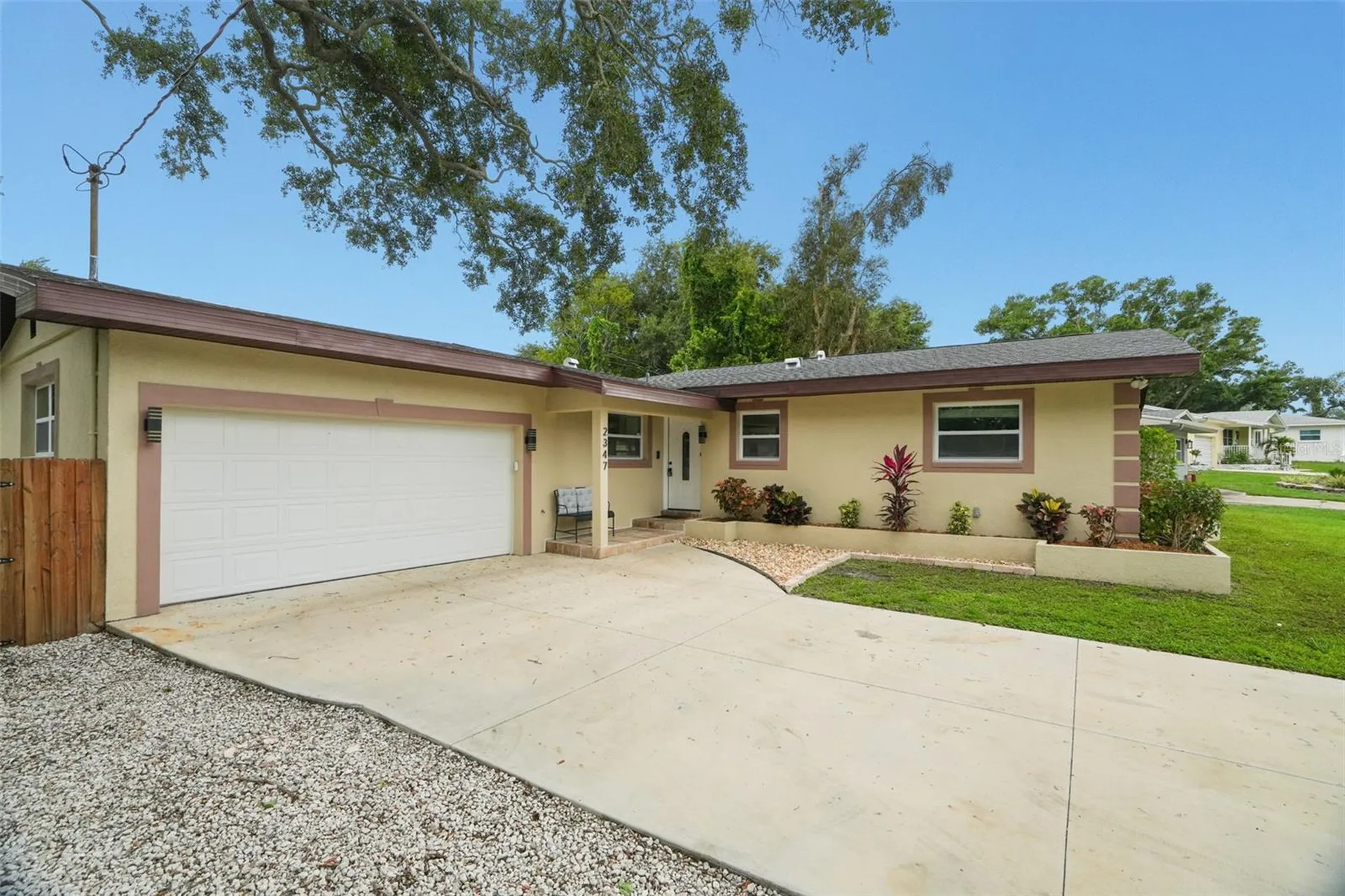 2347 Dora Drive Clearwater FL 33765