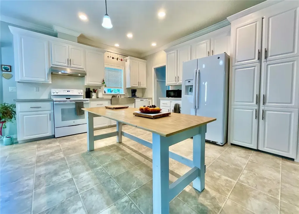 122 Tanner Road Florahome FL 32140