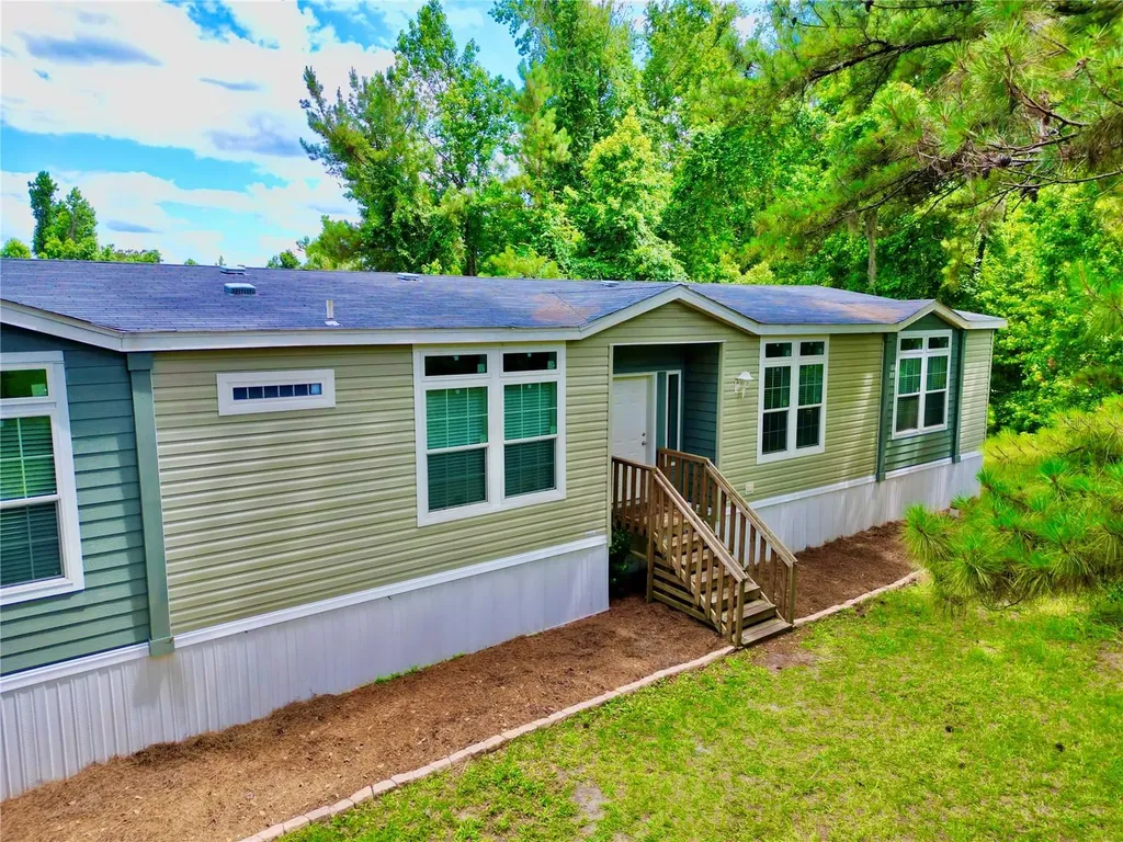 122 Tanner Road Florahome FL 32140