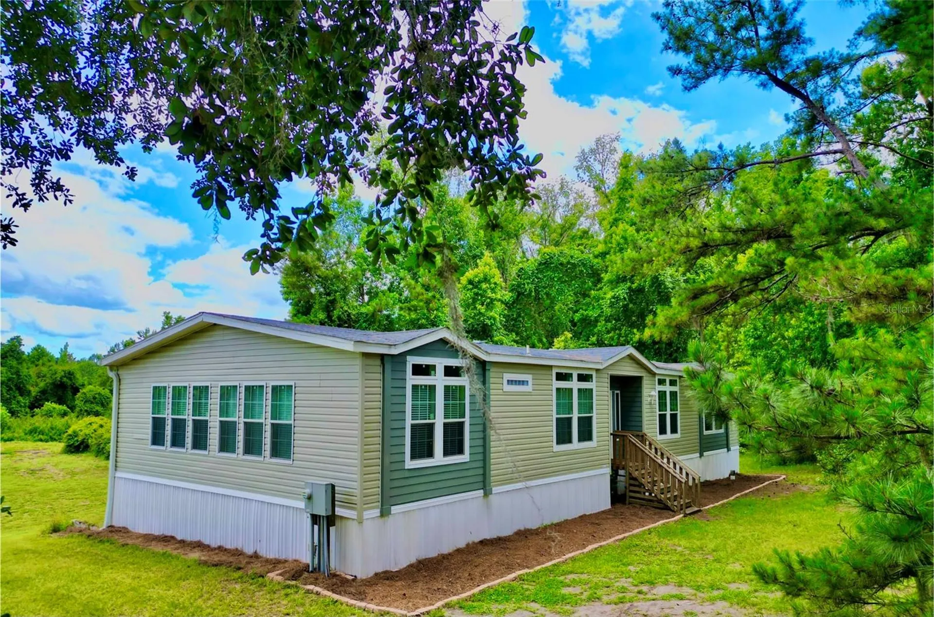 122 Tanner Road Florahome FL 32140
