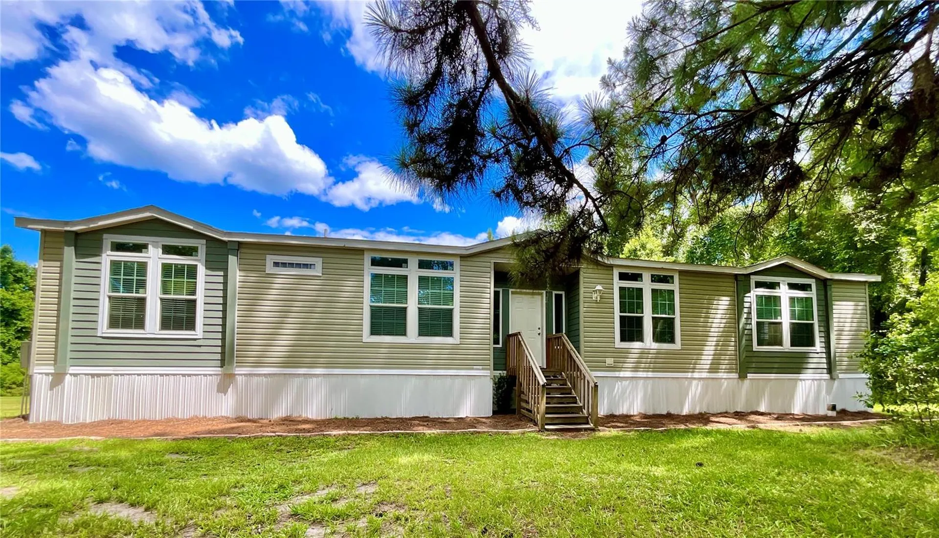 122 Tanner Road Florahome FL 32140