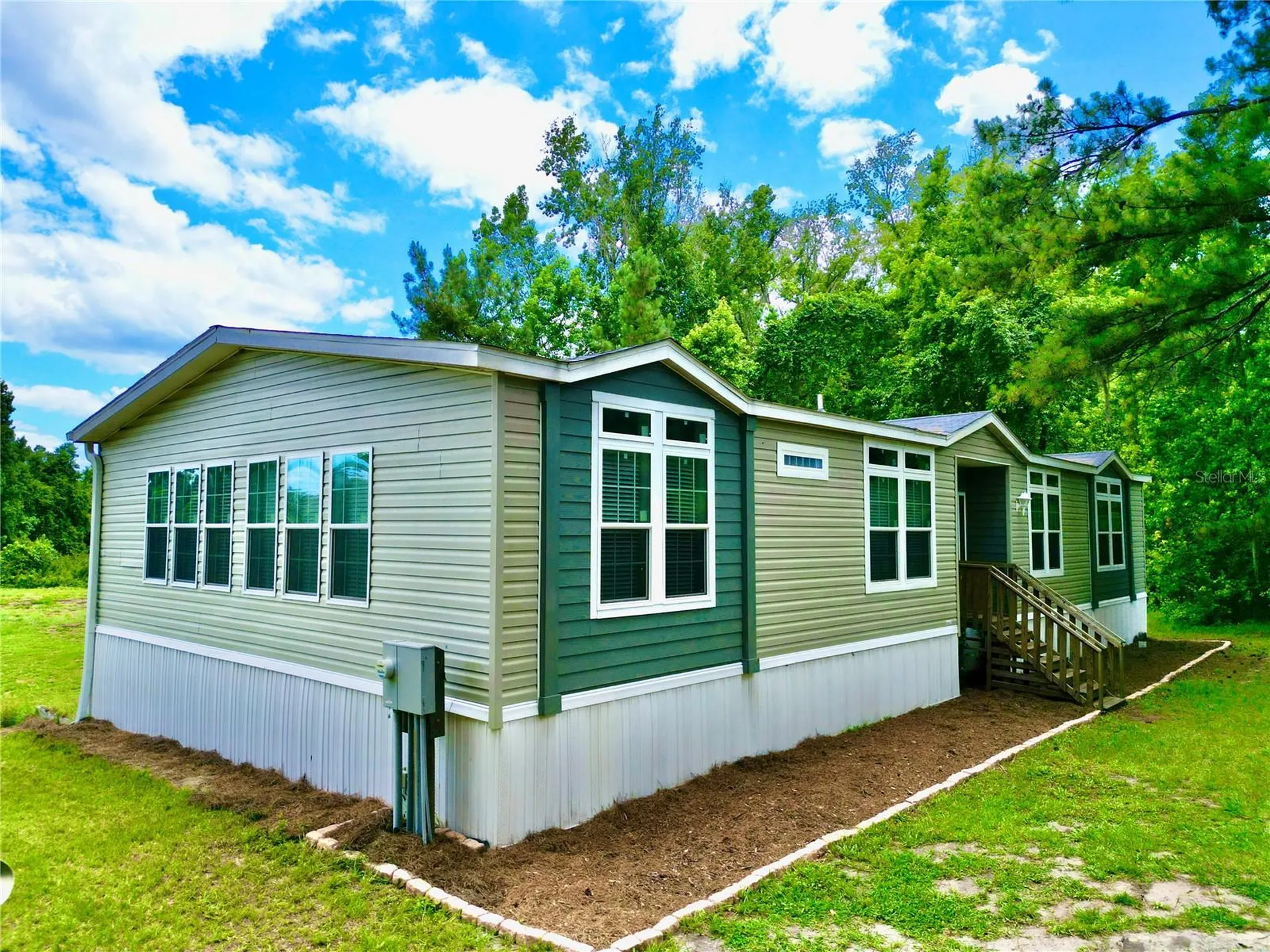 122 Tanner Road Florahome FL 32140