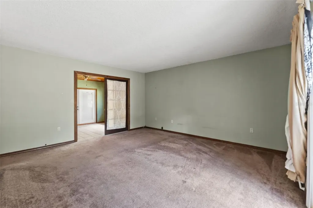7447 Dundee Way Weeki Wachee FL 34613