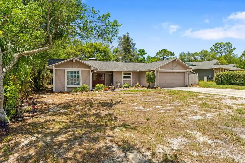7447 Dundee Way Weeki Wachee FL 34613