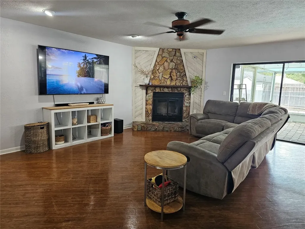 18322 Swan Lake Drive Lutz FL 33549
