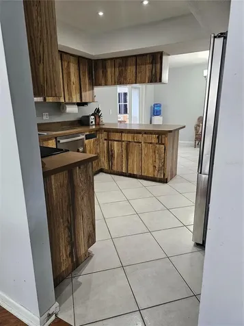 18322 Swan Lake Drive Lutz FL 33549