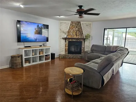 18322 Swan Lake Drive Lutz FL 33549