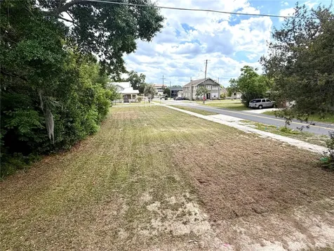 203 Avenue C NE Winter Haven FL 33881