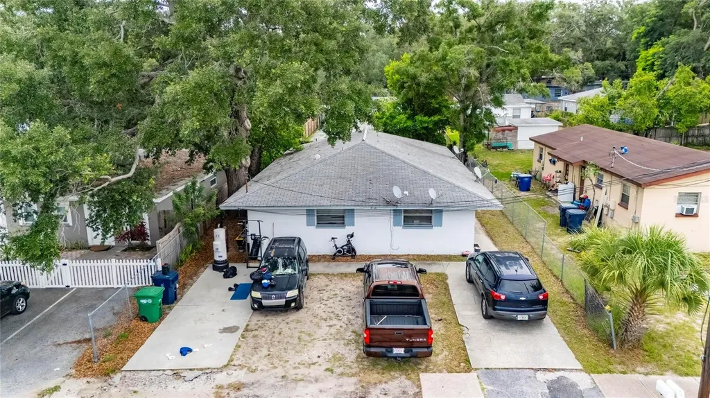 8725 N 46th Street Tampa FL 33617