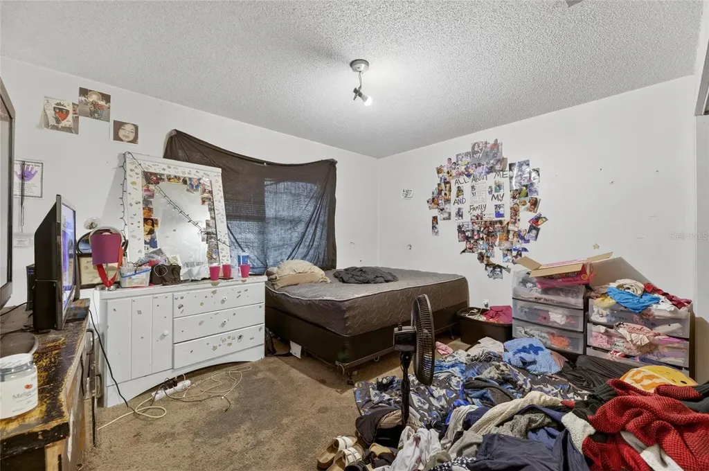 8725 N 46th Street Tampa FL 33617