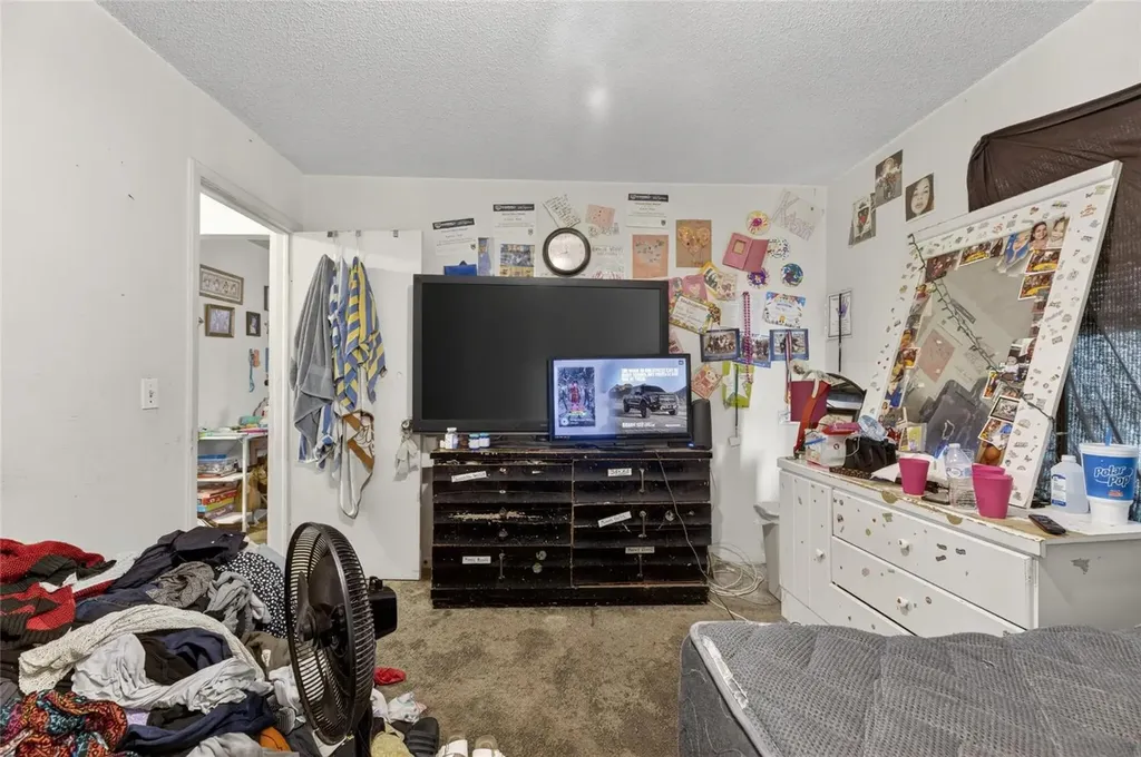 8725 N 46th Street Tampa FL 33617