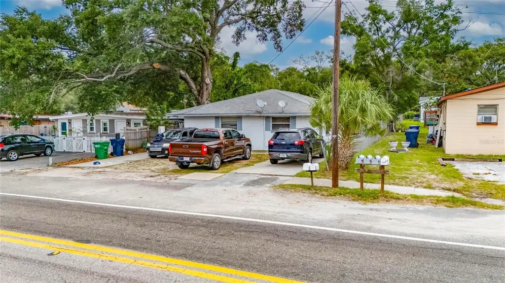 8725 N 46th Street Tampa FL 33617