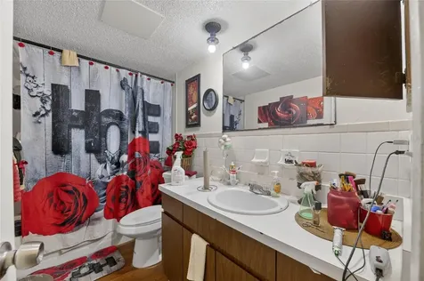 8725 N 46th Street Tampa FL 33617