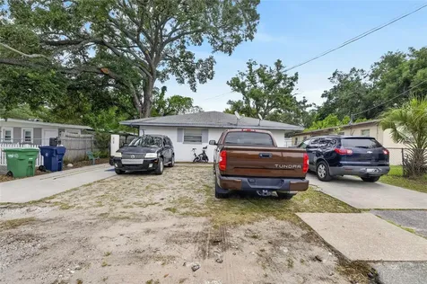 8725 N 46th Street Tampa FL 33617