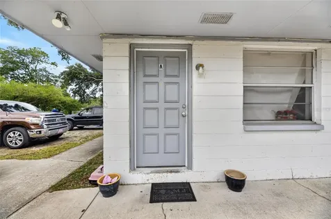 8725 N 46th Street Tampa FL 33617