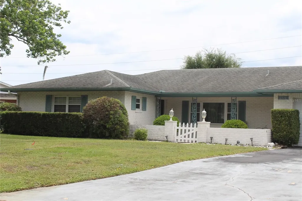 2324 Haley Court Kissimmee FL 34741