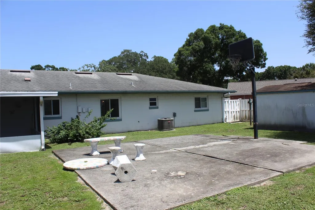 2324 Haley Court Kissimmee FL 34741