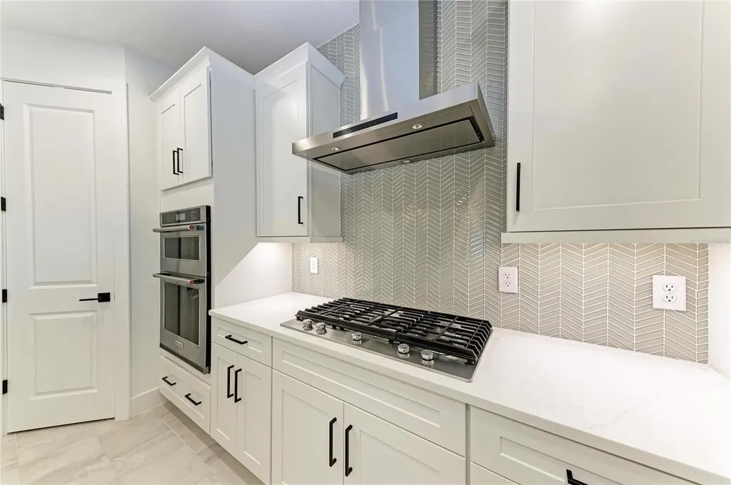 18615 Midsummer Place Venice FL 34293