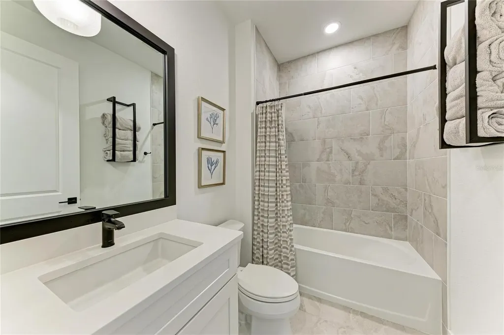18615 Midsummer Place Venice FL 34293