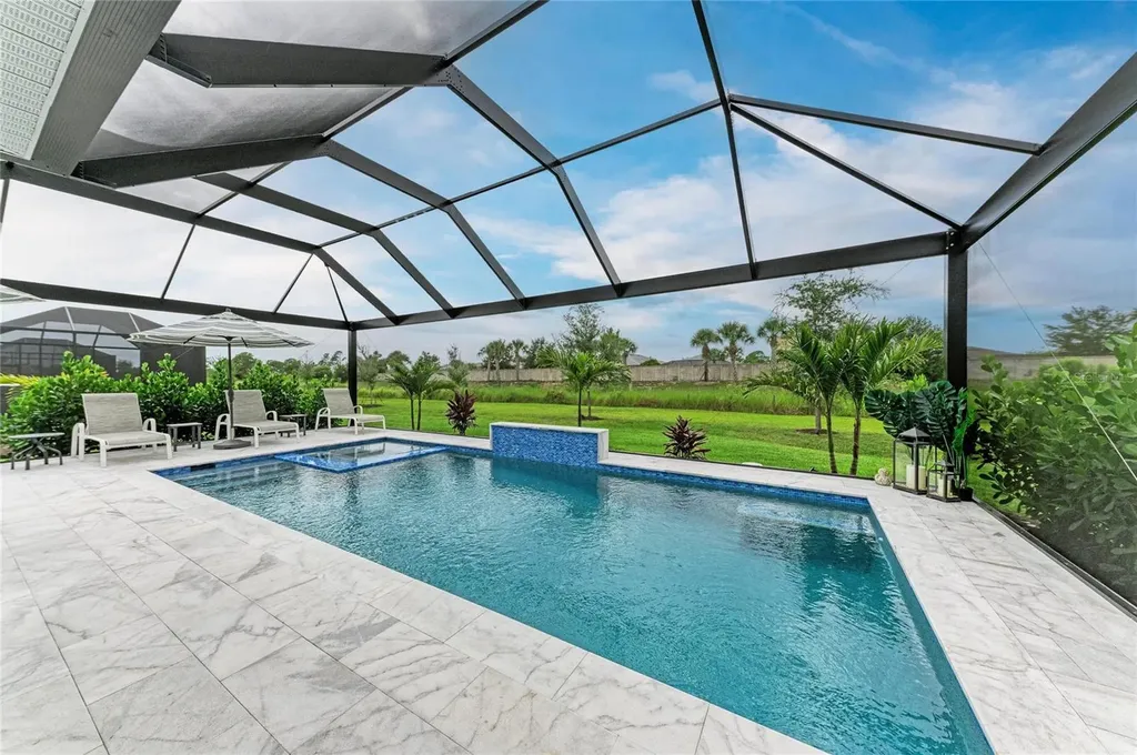 18615 Midsummer Place Venice FL 34293