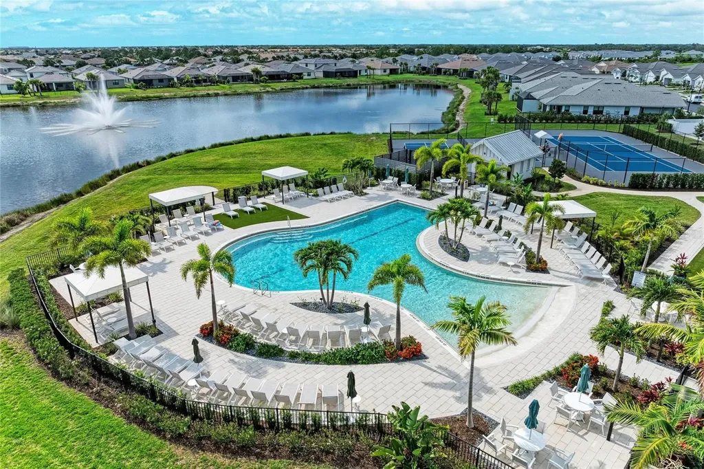 18615 Midsummer Place Venice FL 34293