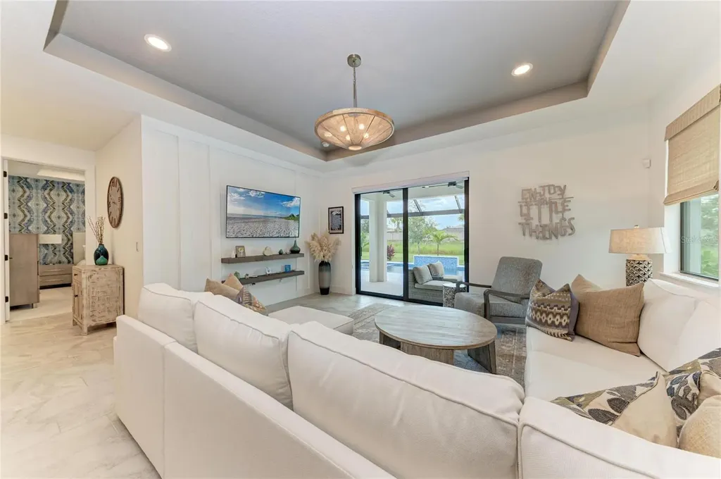 18615 Midsummer Place Venice FL 34293