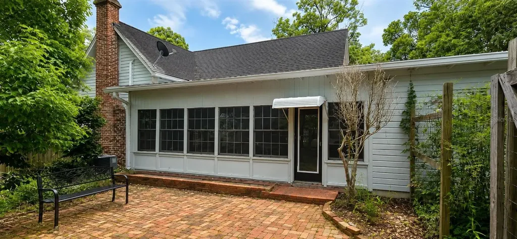 18406 High Springs Main Street High Springs FL 32643
