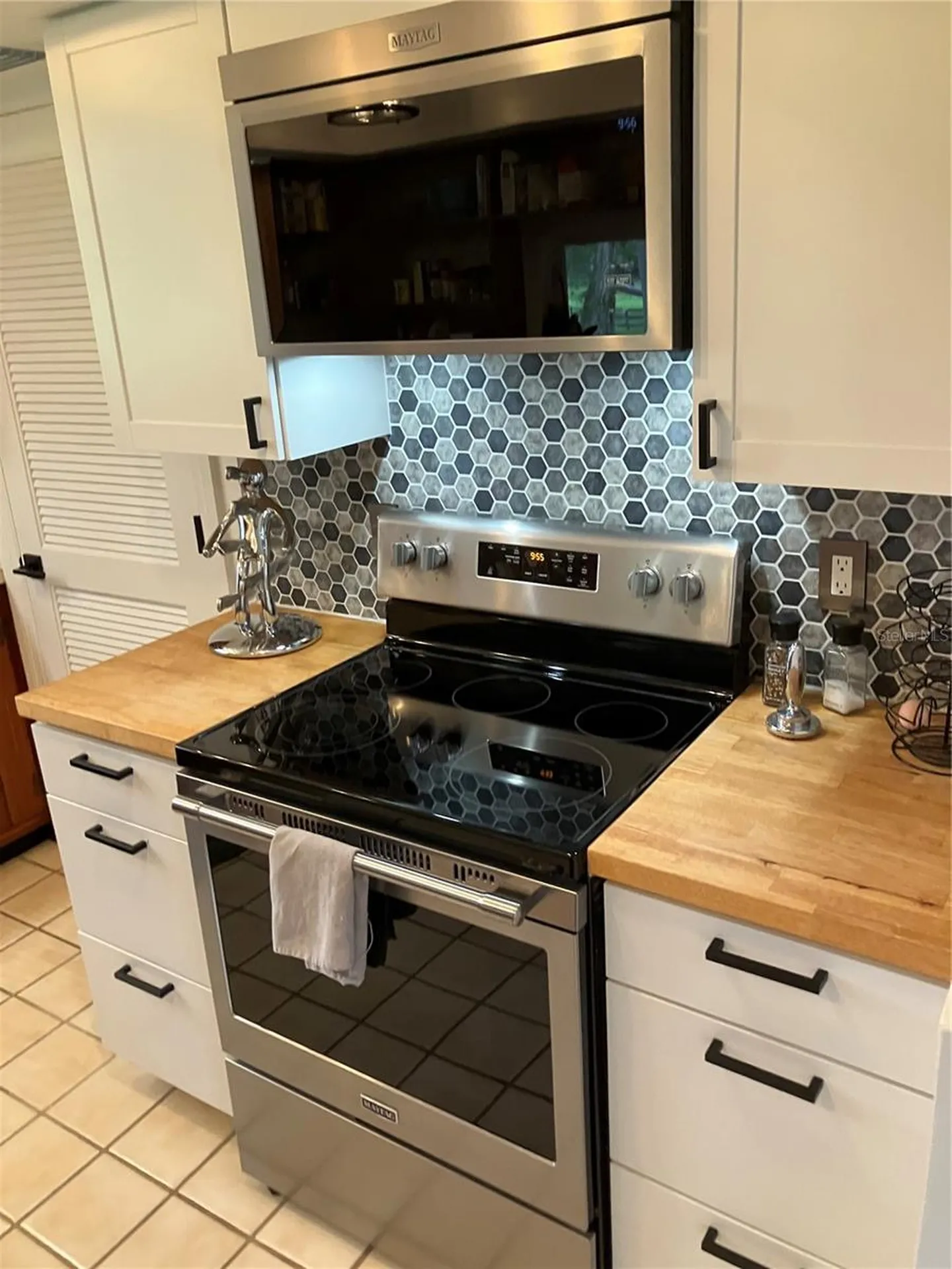 39001, 39005 State Road 575 Dade City FL 33523