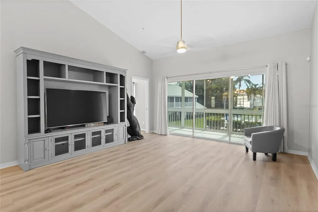 6582 Fairway Gardens Drive Bradenton FL 34203