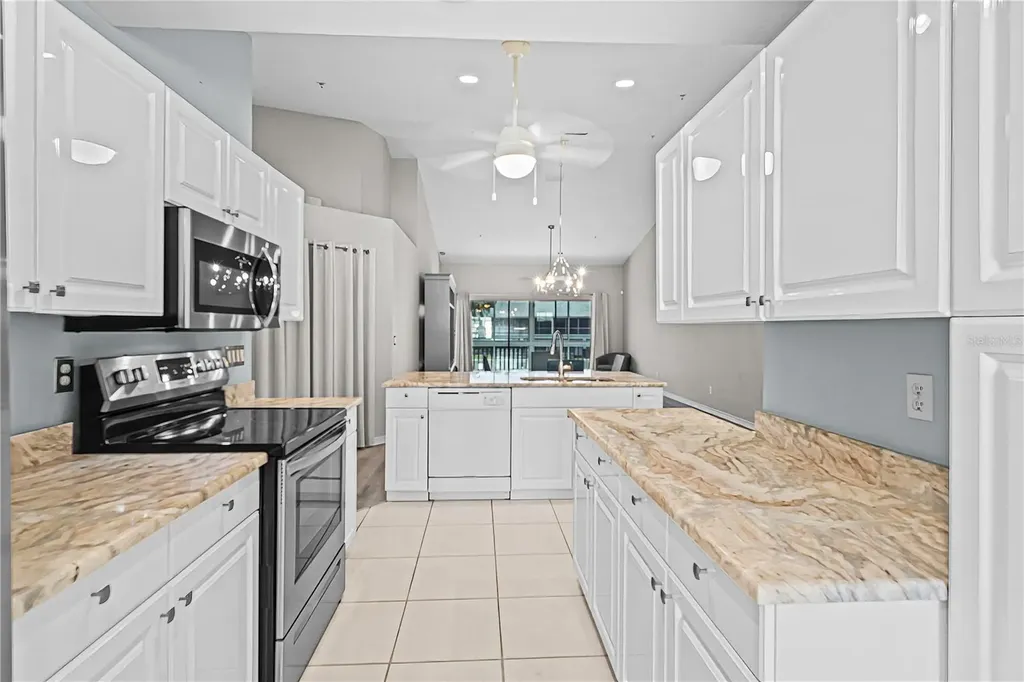 6582 Fairway Gardens Drive Bradenton FL 34203
