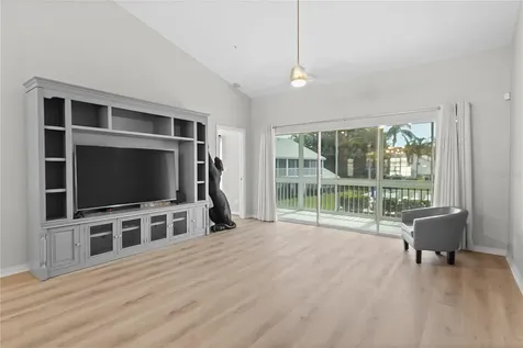 6582 Fairway Gardens Drive Bradenton FL 34203