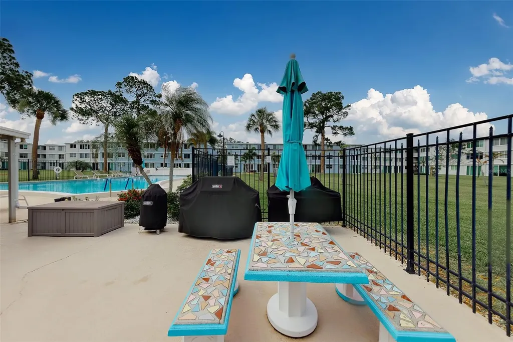 4715 Bay Street NE St Petersburg FL 33703