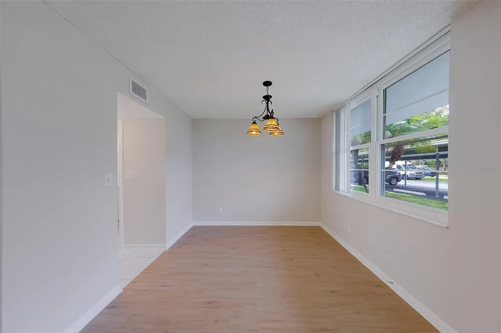 4715 Bay Street NE St Petersburg FL 33703