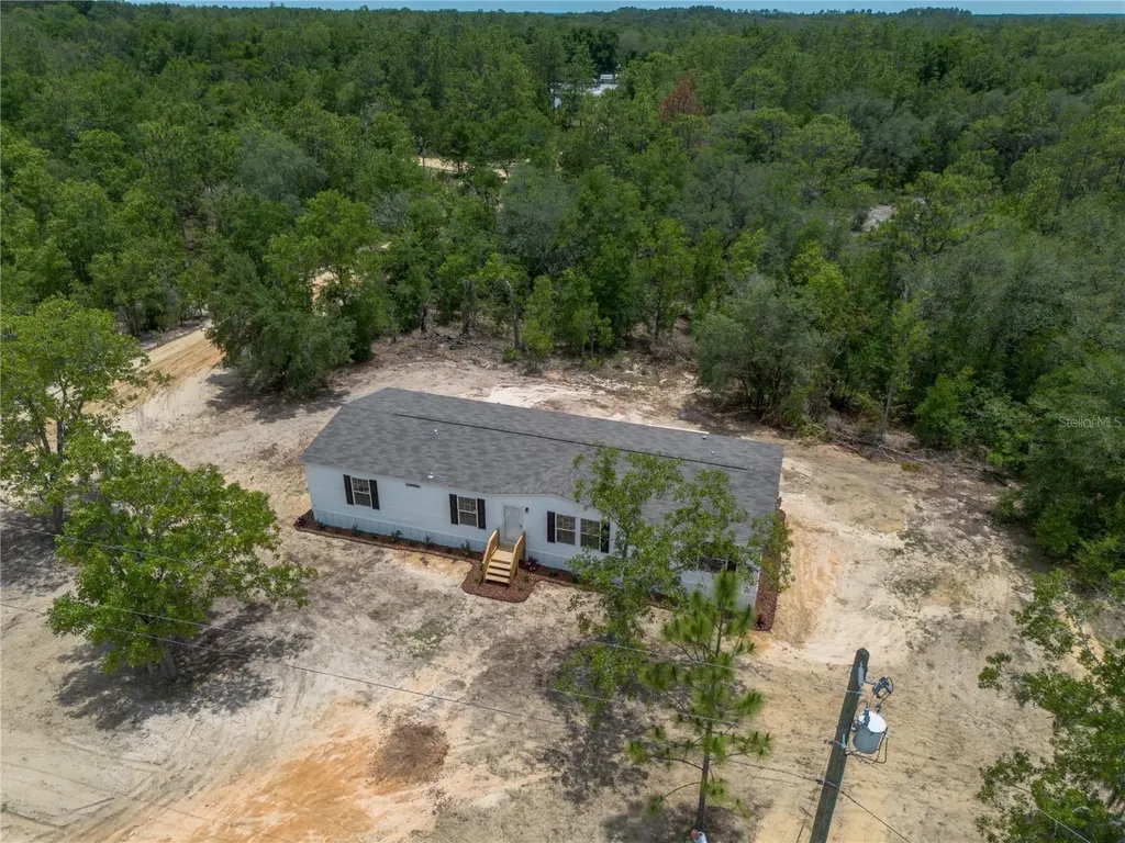 119 London Avenue Interlachen FL 32148