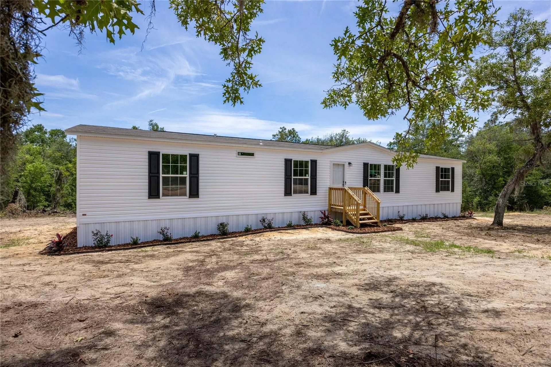 119 London Avenue Interlachen FL 32148
