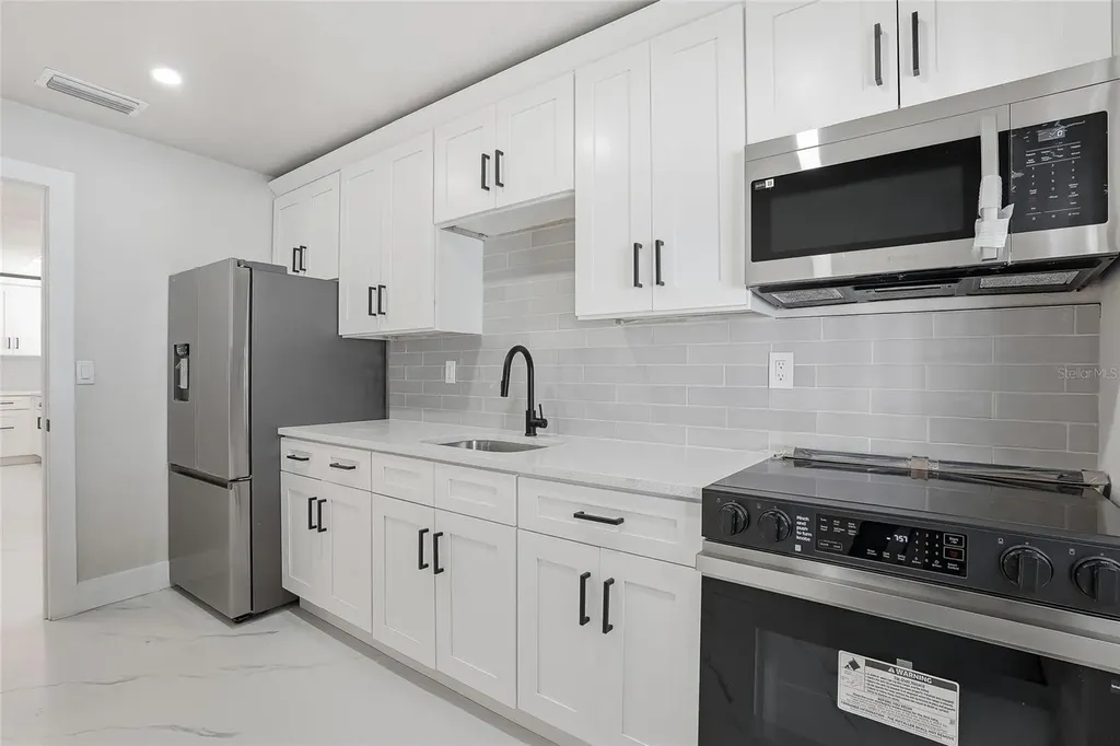 513 White Oak Avenue Brandon FL 33510