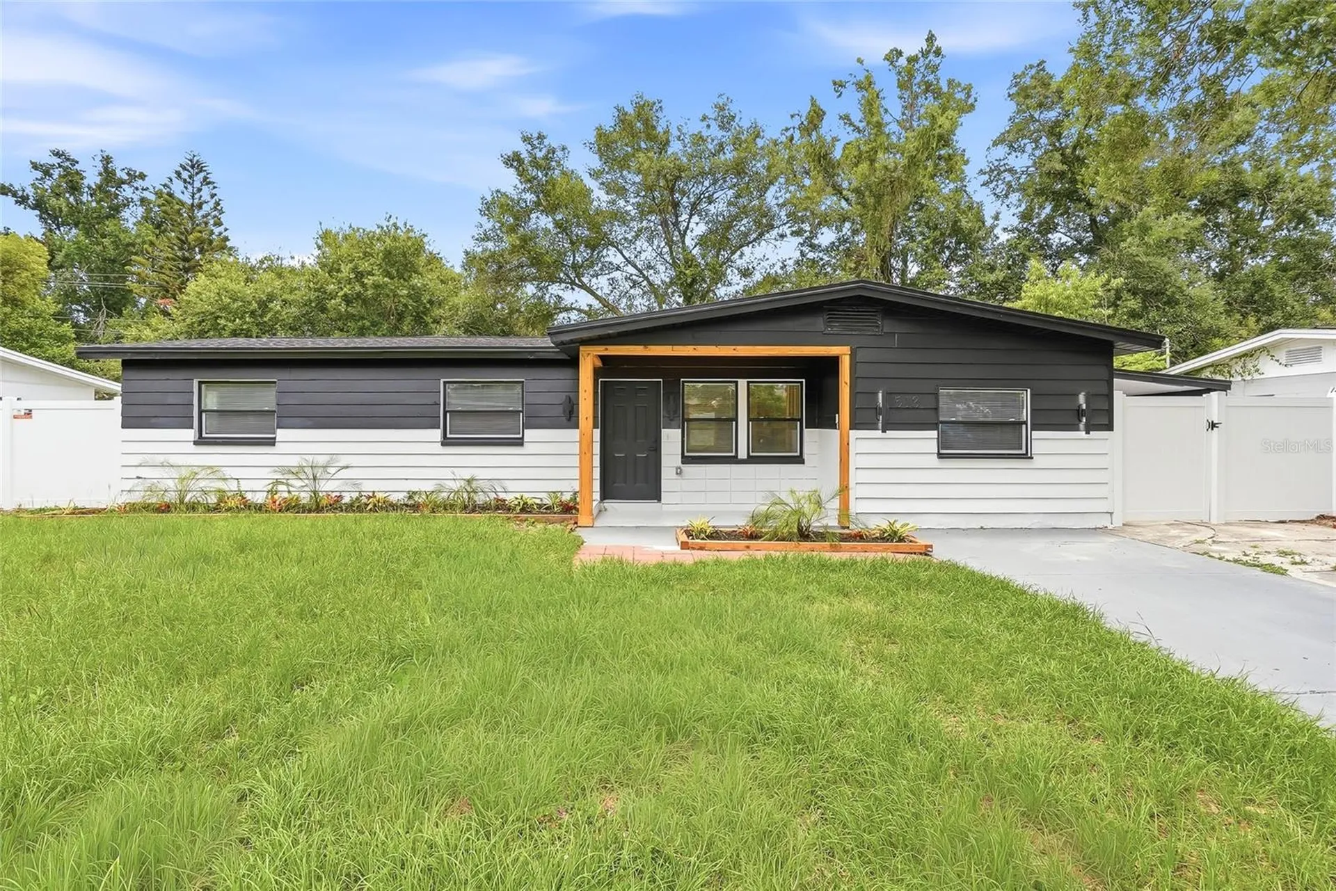 513 White Oak Avenue Brandon FL 33510