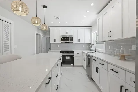 513 White Oak Avenue Brandon FL 33510