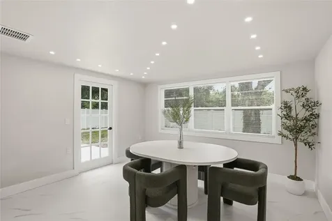 513 White Oak Avenue Brandon FL 33510