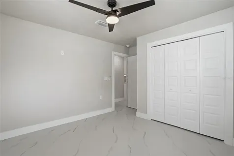 513 White Oak Avenue Brandon FL 33510