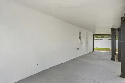513 White Oak Avenue Brandon FL 33510