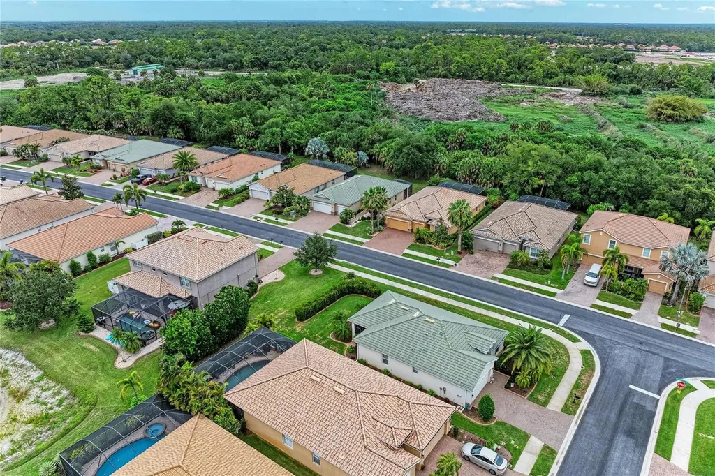 1986 Mesic Hammock Way Venice FL 34292