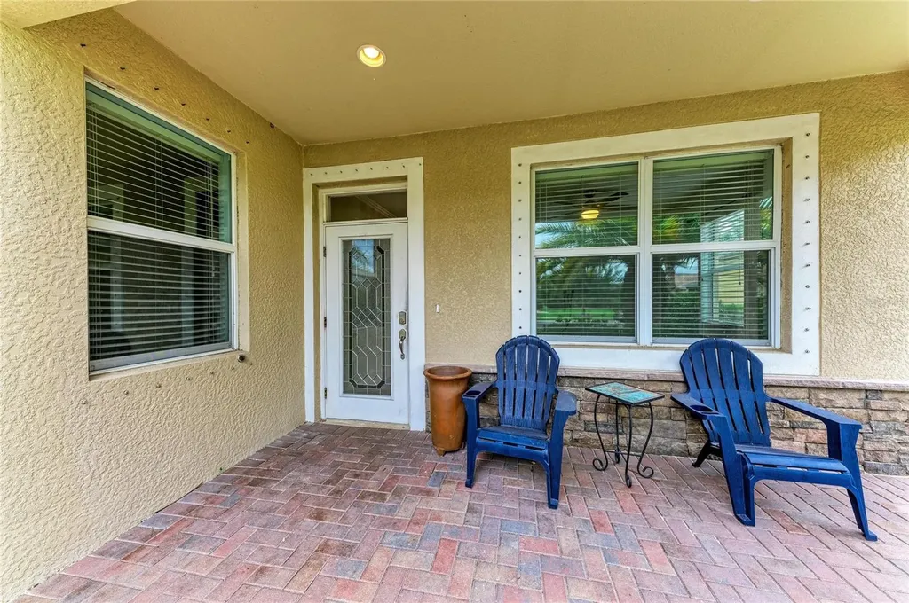 1986 Mesic Hammock Way Venice FL 34292