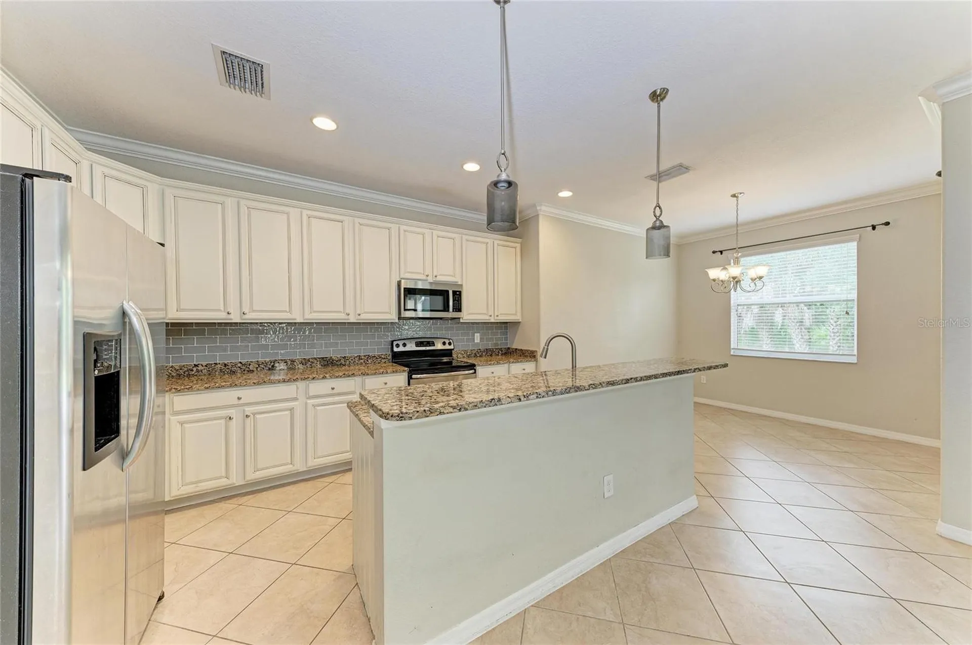 1986 Mesic Hammock Way Venice FL 34292