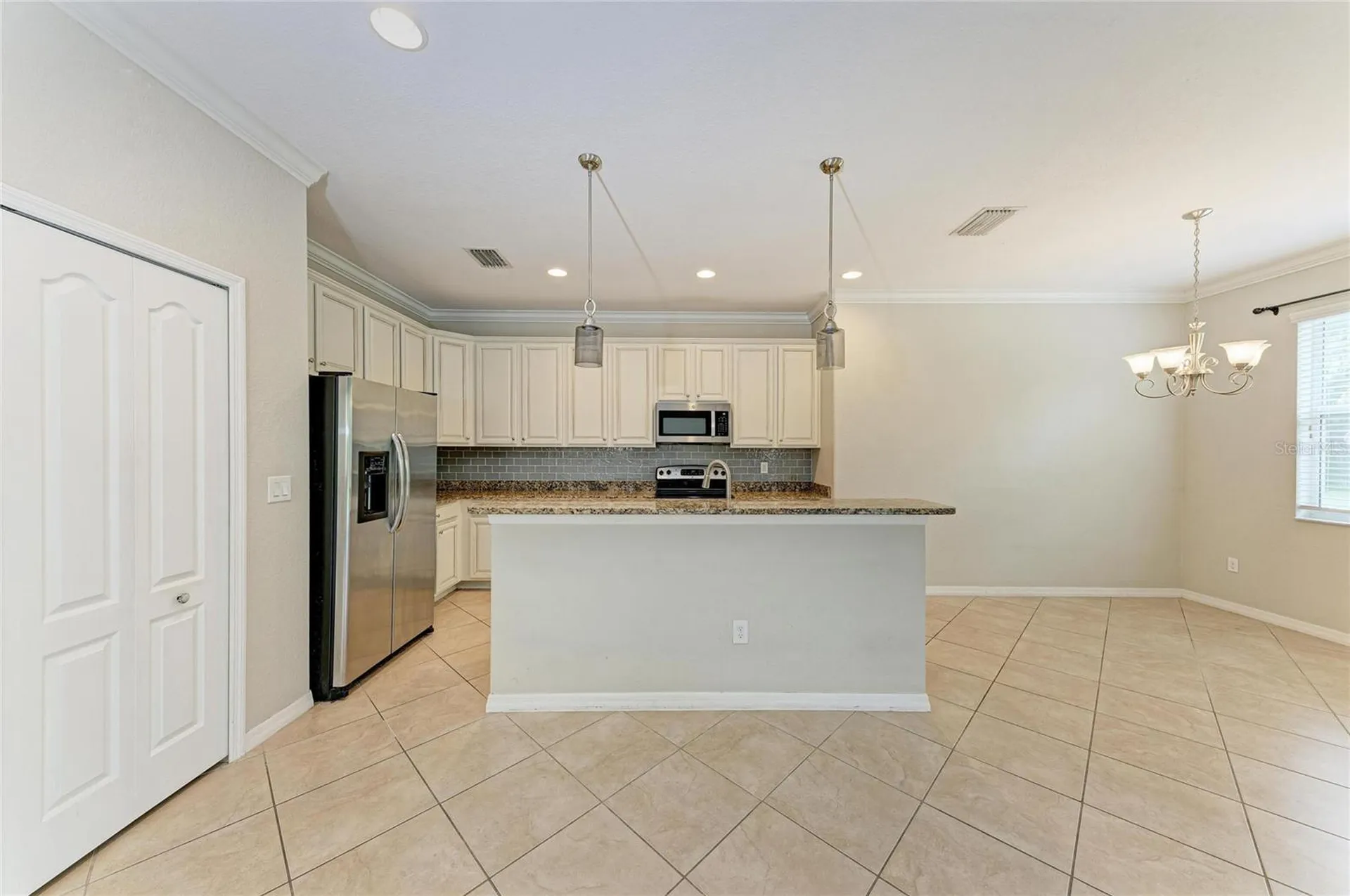 1986 Mesic Hammock Way Venice FL 34292