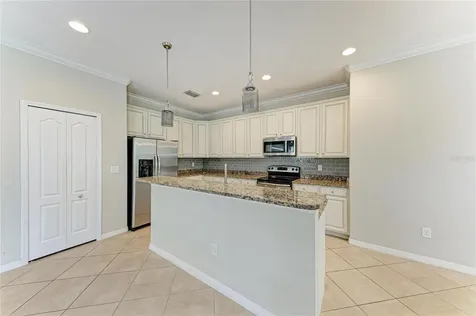 1986 Mesic Hammock Way Venice FL 34292