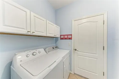 1986 Mesic Hammock Way Venice FL 34292